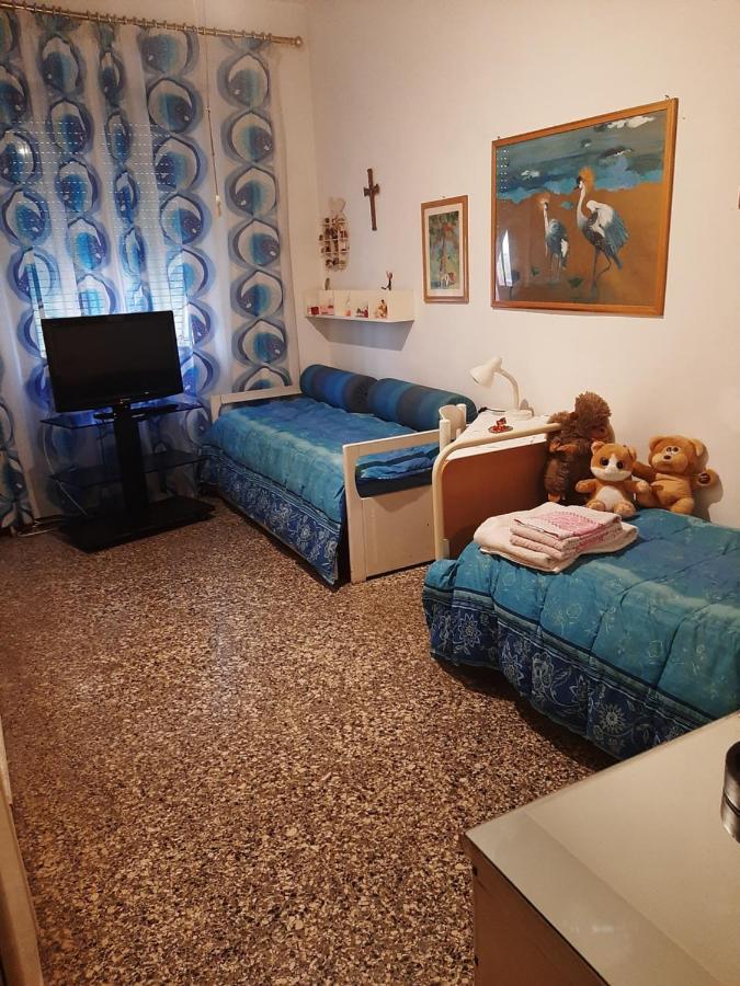 La Casa Di Nonna Lina Privatunterkunft Rom